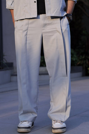 BASIC PLEATED PANTS IN ASH BLUE - YB