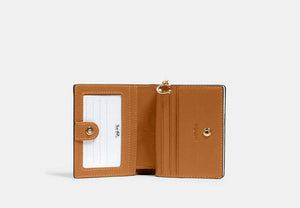 Snap Wallet In Signature Chenille - Gold/Chalk