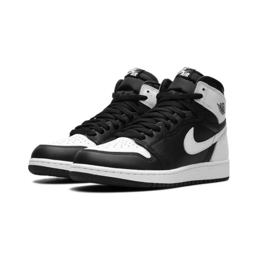 Air Jordan 1 Retro High OG Black and White