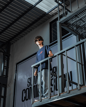 WEBBED UP NAVY BLUE TEE - SULLITT