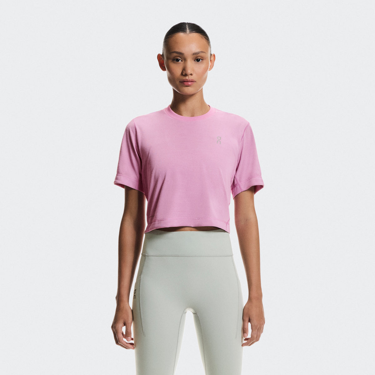 Train-T Crop Graphic - Womens
