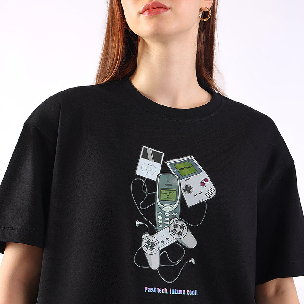GADGETS T-SHIRT