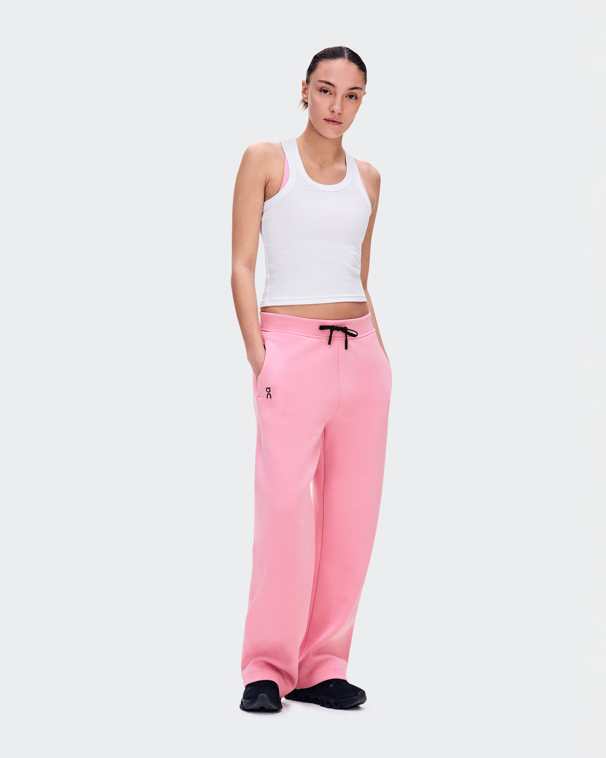 Focus Tech Sweatpants - Womens