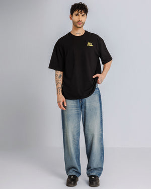 The Overthinker - Black - Evrhood oversized typographic t-shirt