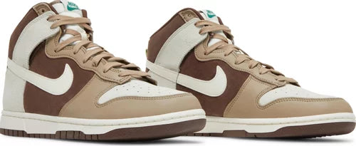 Nike Dunk High "Light Chocolate"