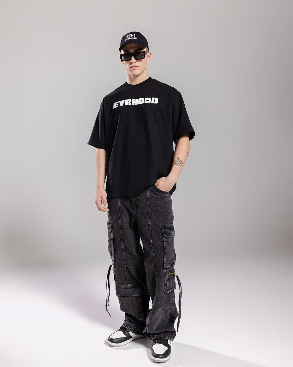 Evrhood Basics! - Black