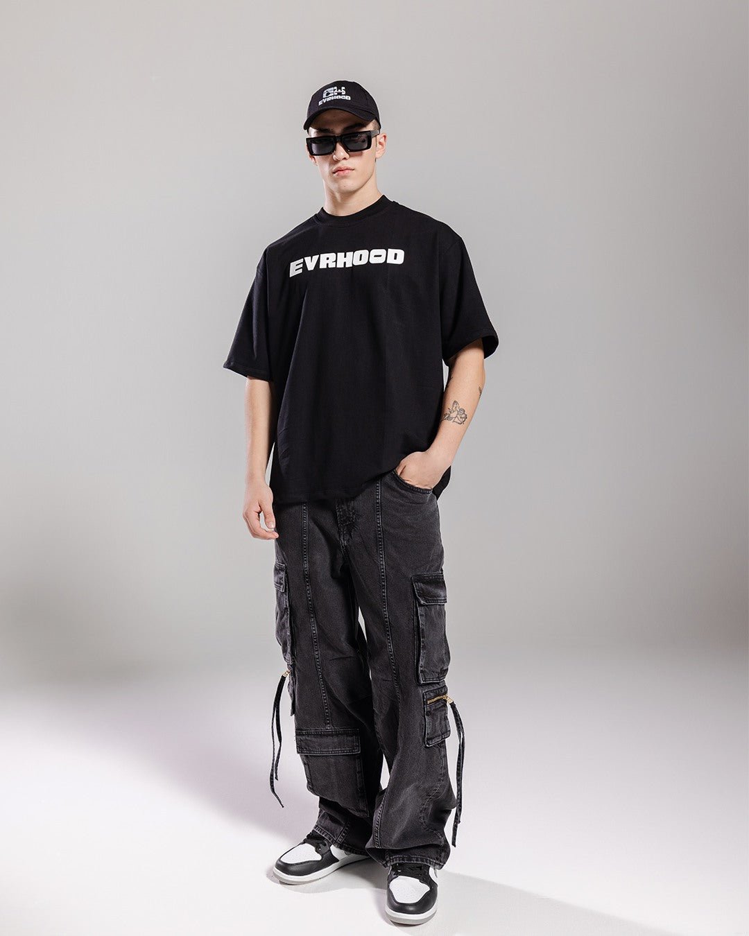 Evrhood Basics! - Black