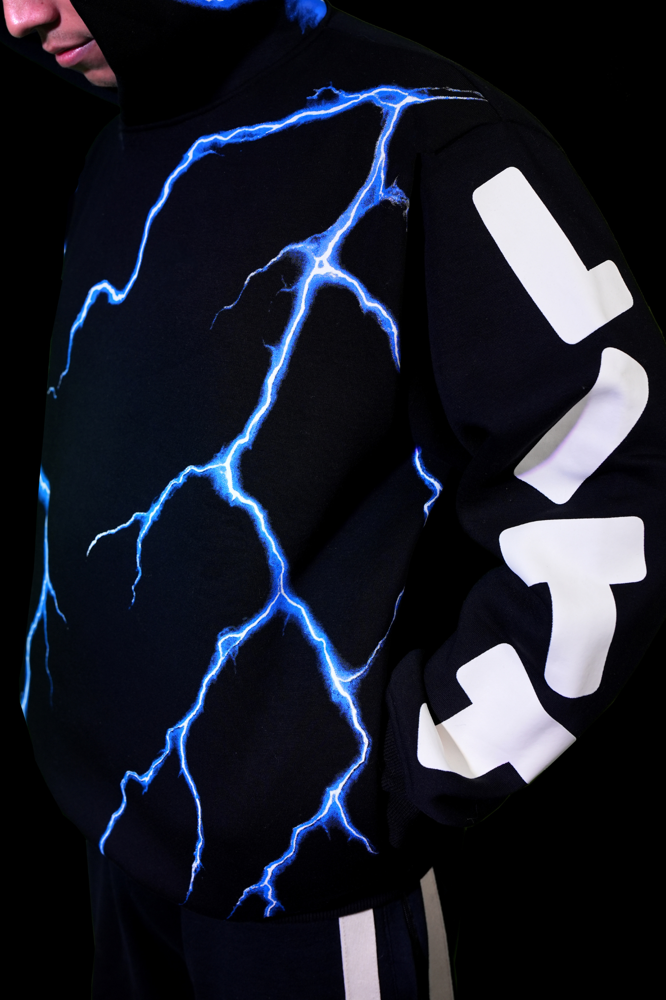 BLACKOUT THUNDER HOODIE