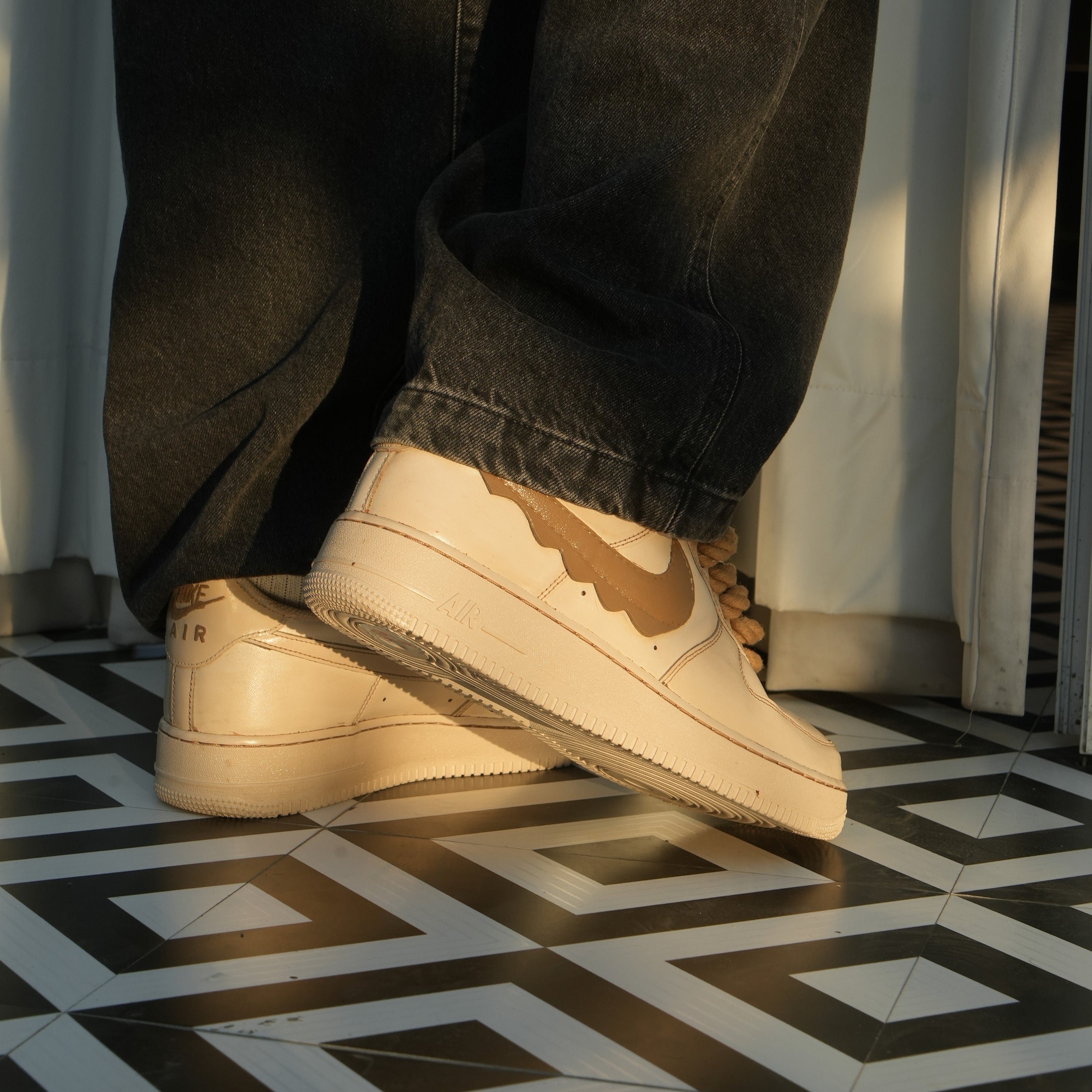 COFFEE AF1 (Drip Swoosh)