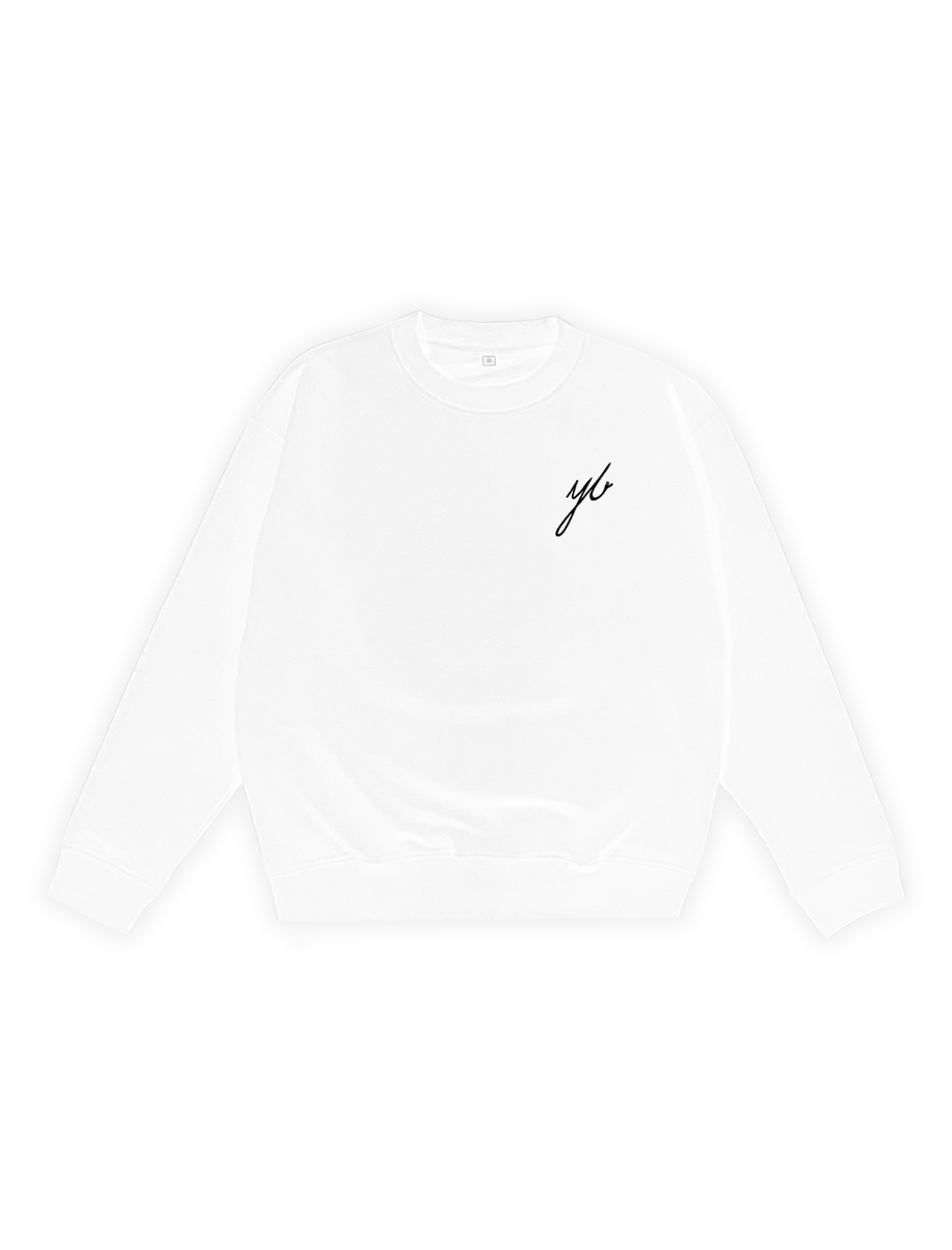 ESSENTIAL SWEATSHIRT IN WHITE