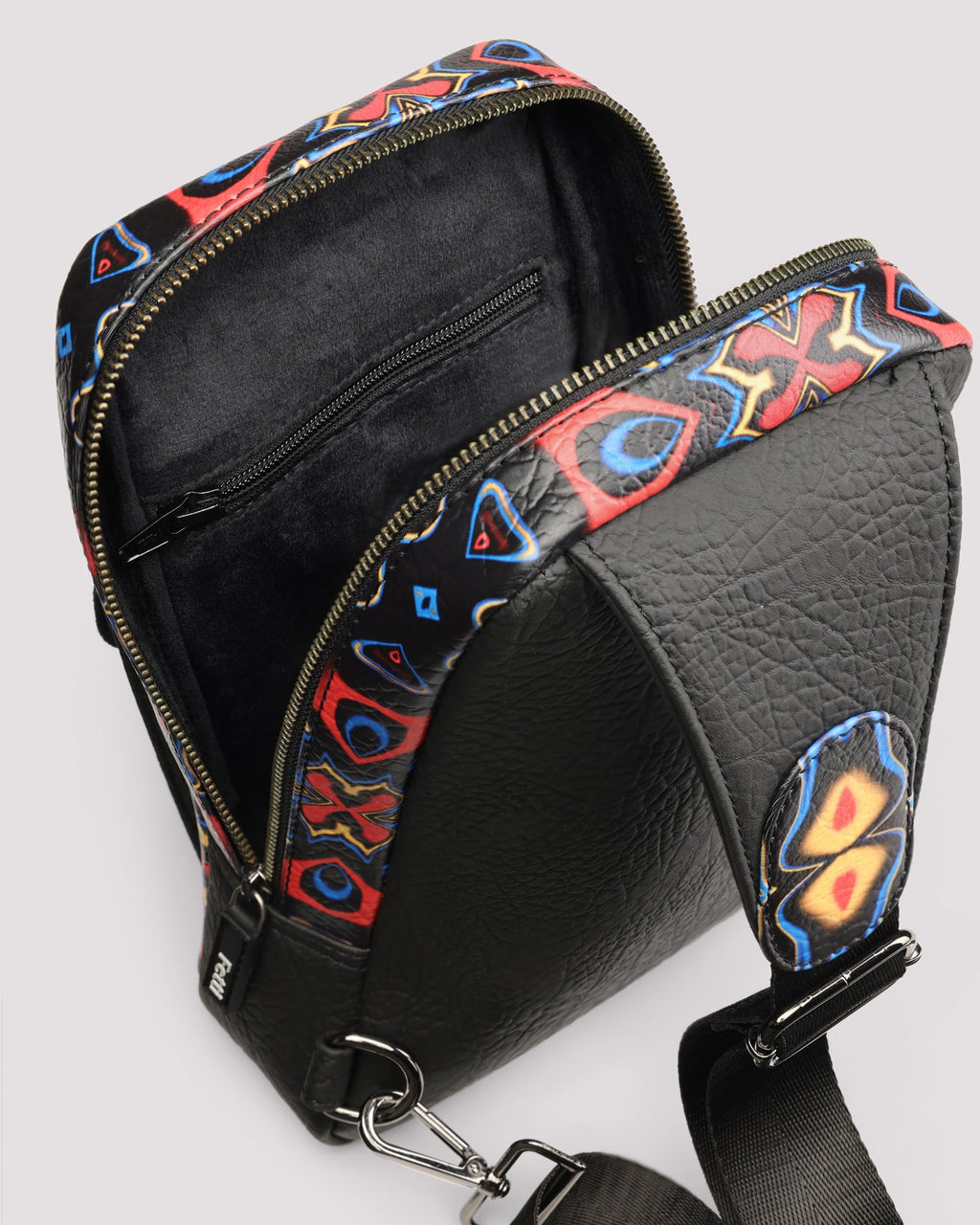 Kosmic Immersion Sling Bag - Noir Women - Fetti