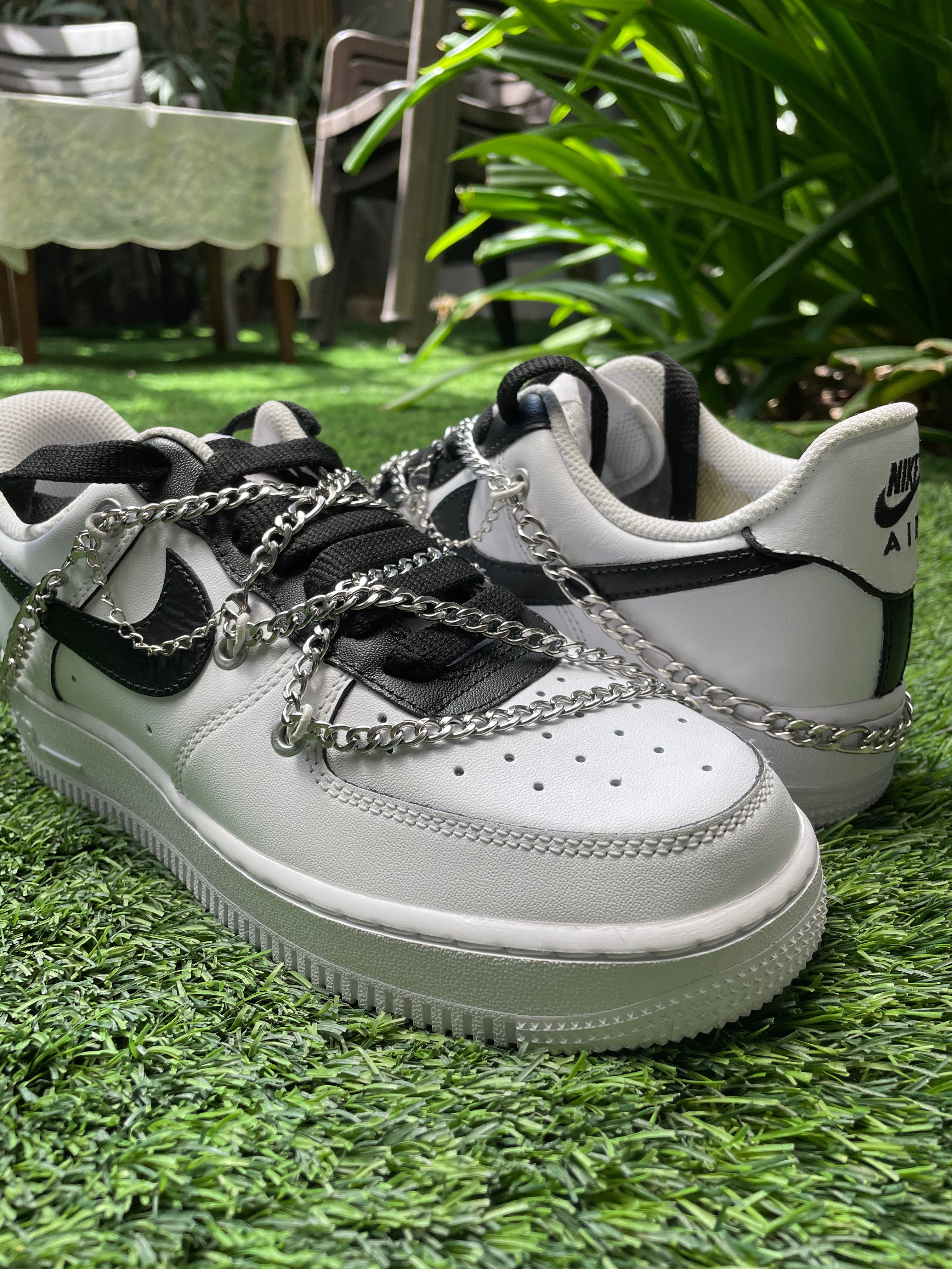 CROSS CHAIN AF1 WHITE/BLACK