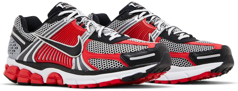 Nike Zoom Vomero 5 Metallic Silver University Red