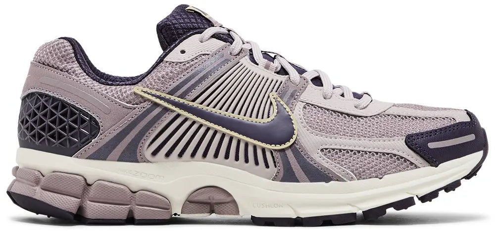 Nike Zoom Vomero 5 Platinum Violet