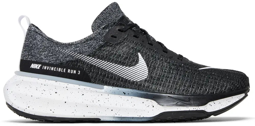 Nike ZoomX Invincible Run 3 Oreo