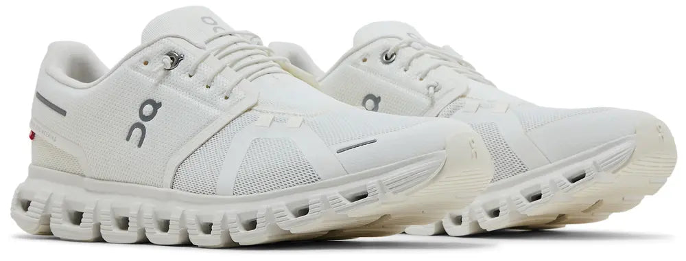 On Running Cloud 6 "All White"