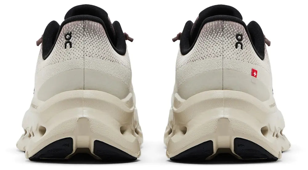 On Running Cloudtilt Clove Sand