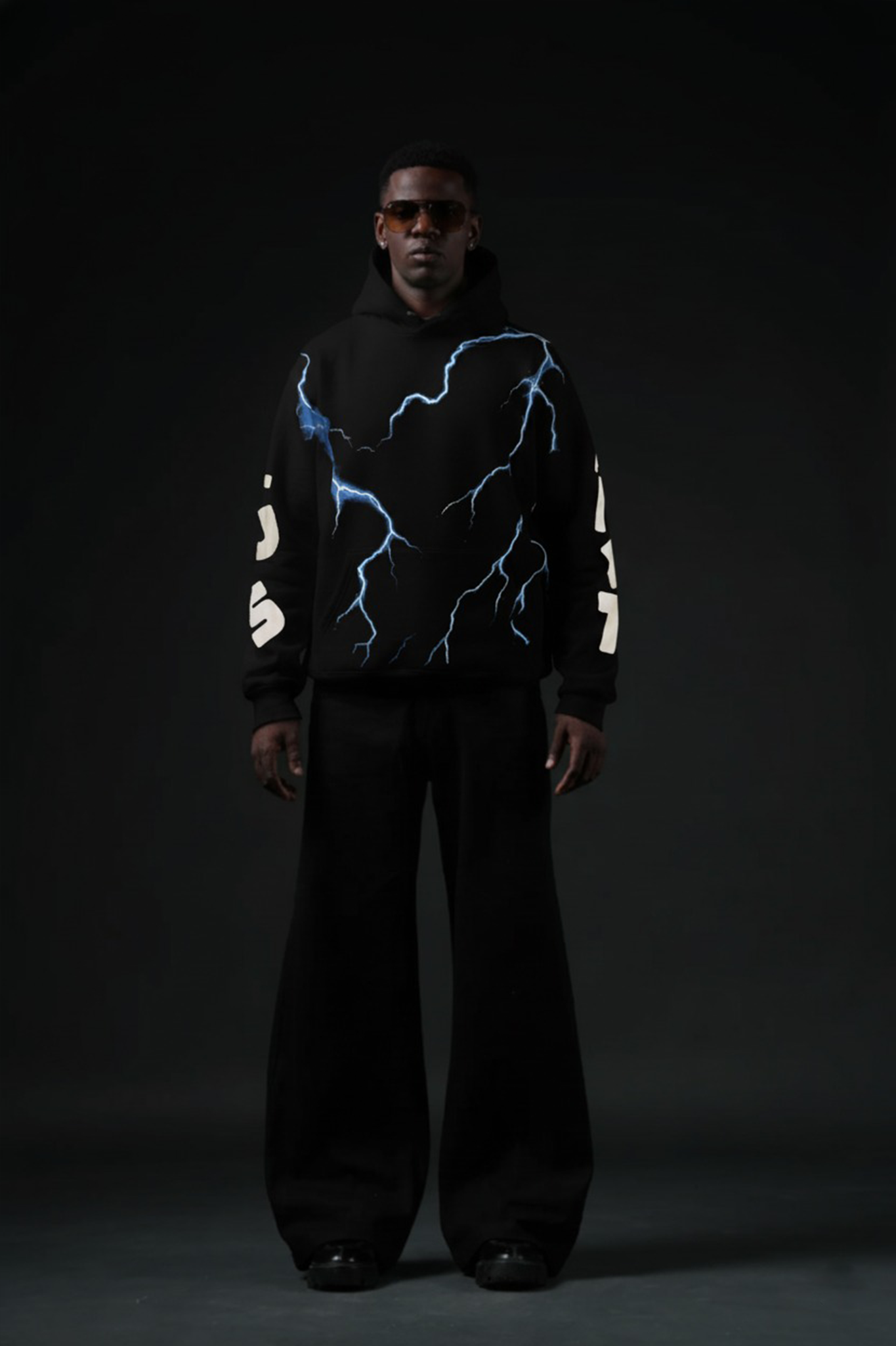 BLACKOUT THUNDER HOODIE