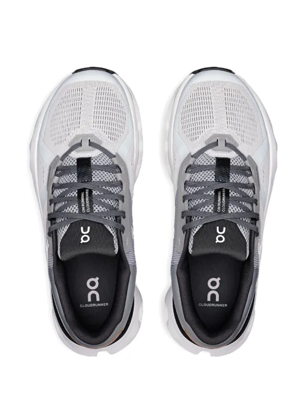 On Running Cloudrunner 2 "Wolf Ivory"