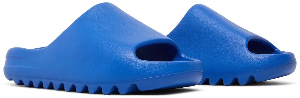 Yeezy Slides "Azure"