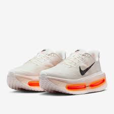 Nike Vomero Premium Sail Coconut Milk