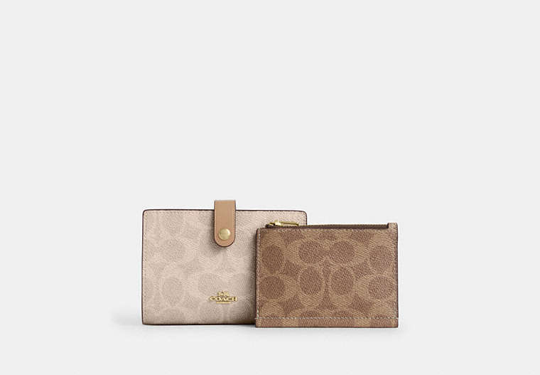 2-In-1 Wallet In Signature Chenille - Gold/Sand/Tan