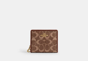 Snap Wallet In Signature Chenille - Gold/Light Khaki/Vintage Brown