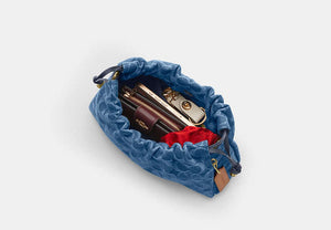 Faye Shoulder Bag In Signature Denim - Gold/Indigo