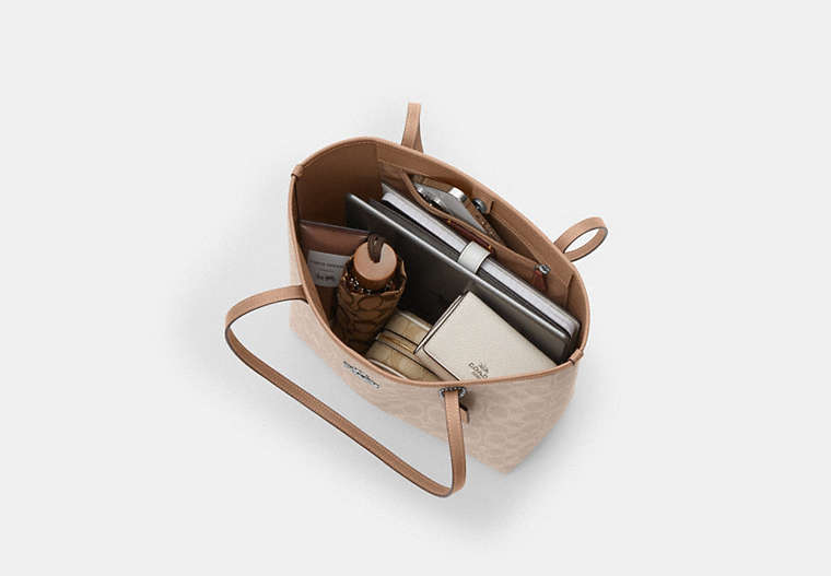 Medium City Tote Bag In Signature Canvas - Silver/Sand/Taupe