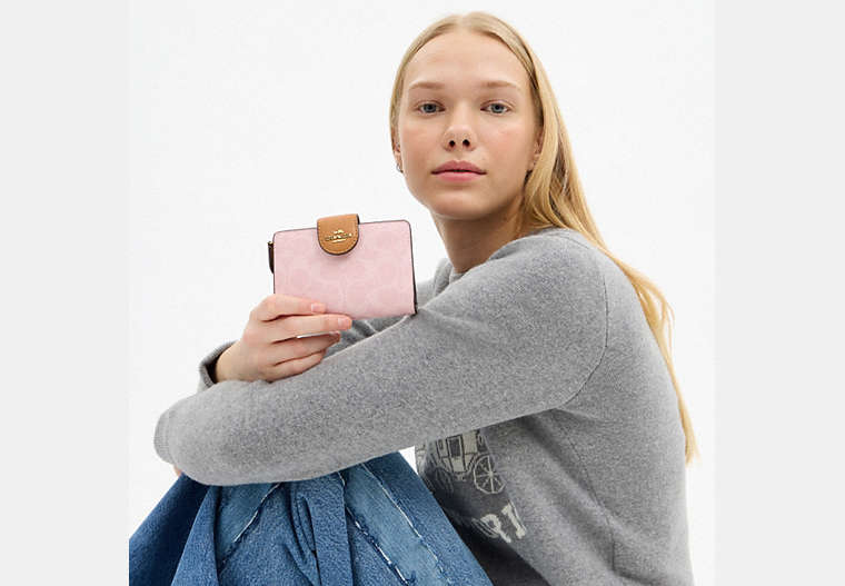 Medium Corner Zip Wallet - Gold/Powder Pink