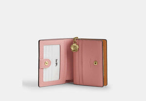 Snap Wallet In Signature Chenille - Gold/Powder Pink
