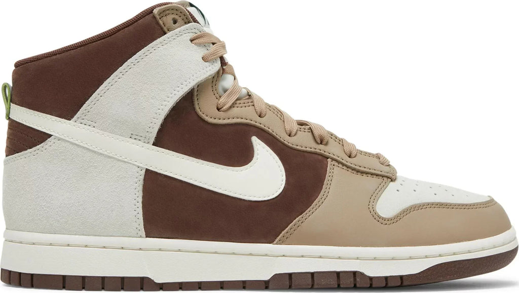 Nike Dunk High "Light Chocolate"
