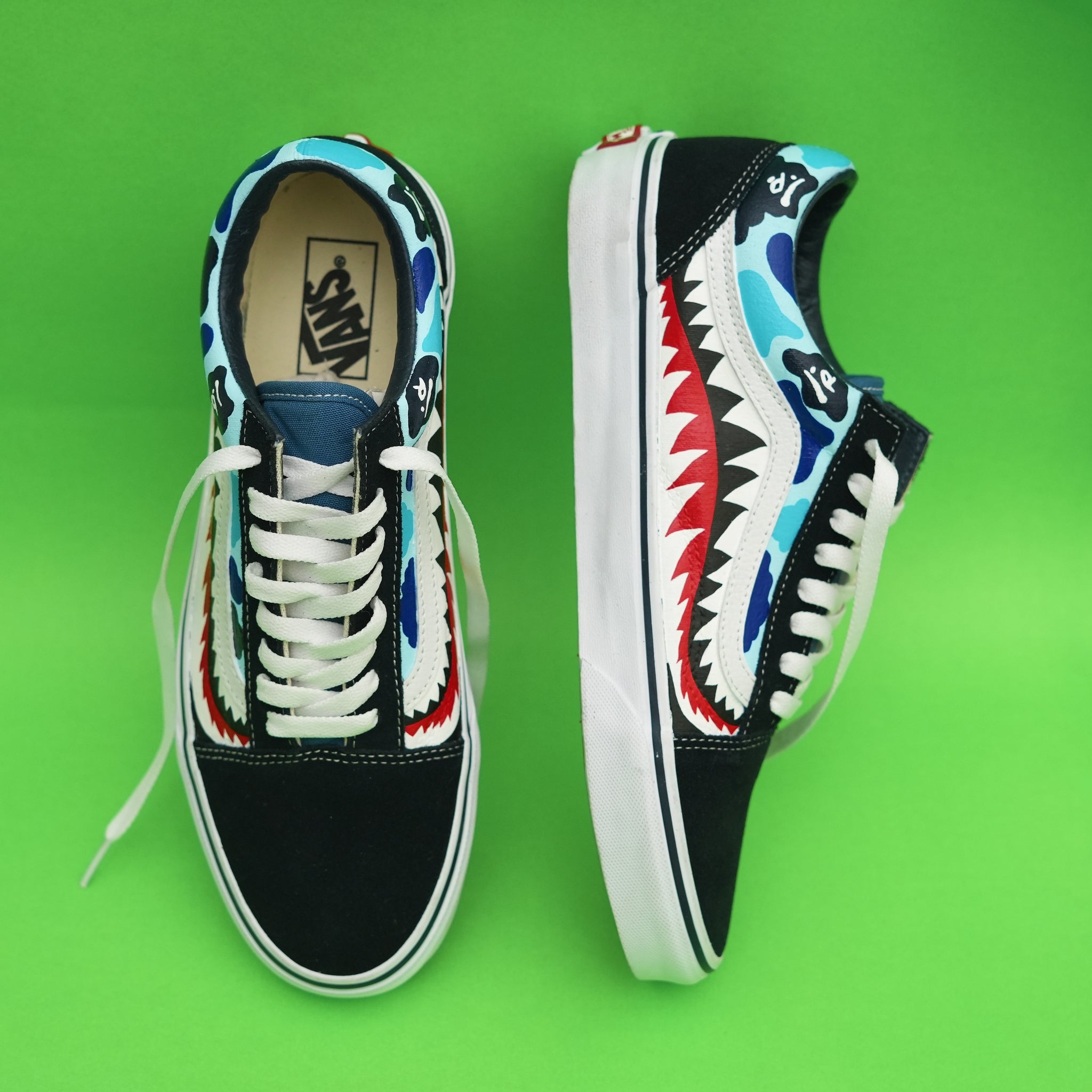 SHARK TEETH VANS
