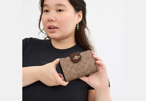 Medium Corner Zip Wallet In Signature Canvas - Gold/Tan/Brown