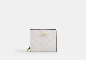Snap Wallet In Signature Chenille - Gold/White/Chalk