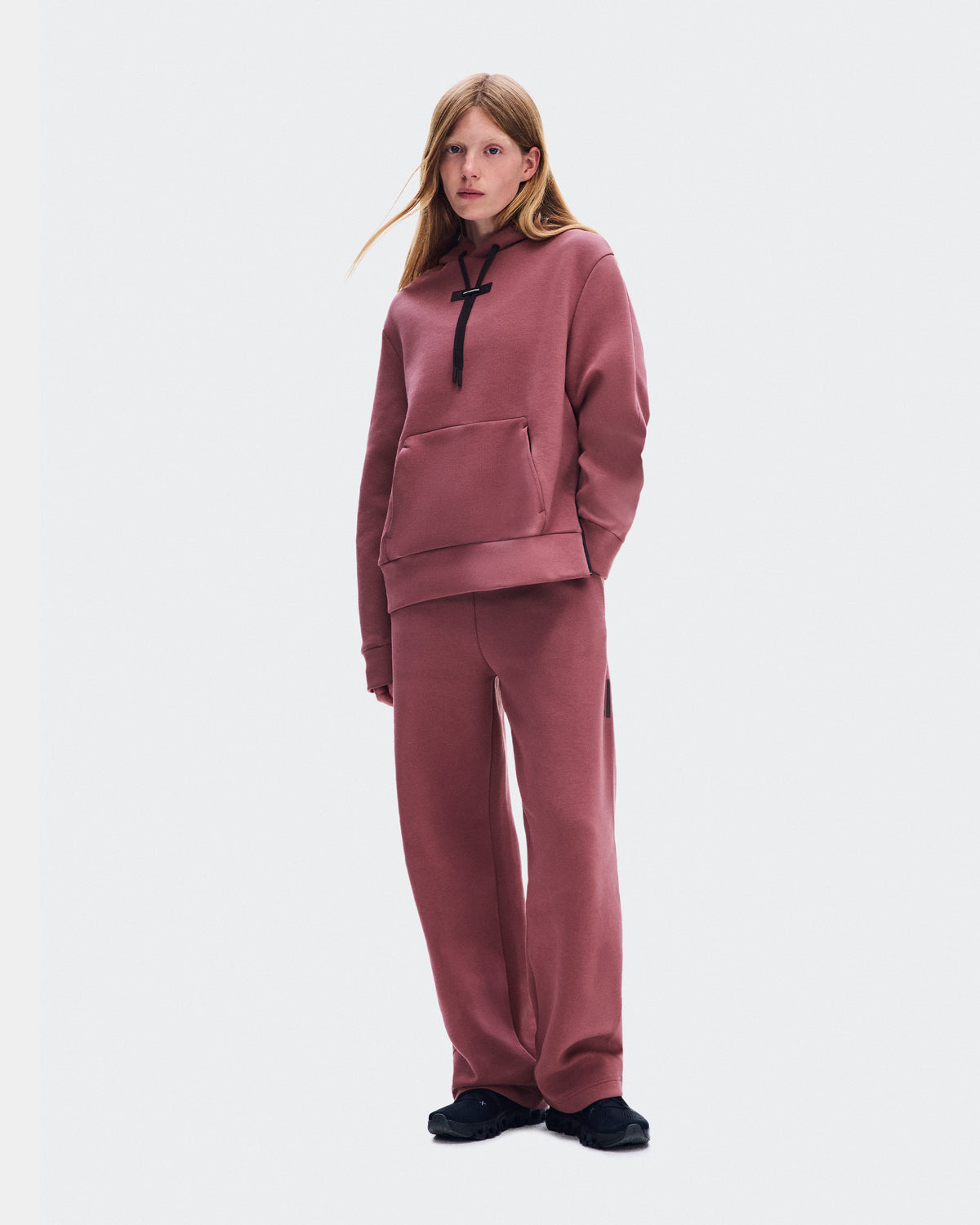 Focus Tech Hoodie - Womens