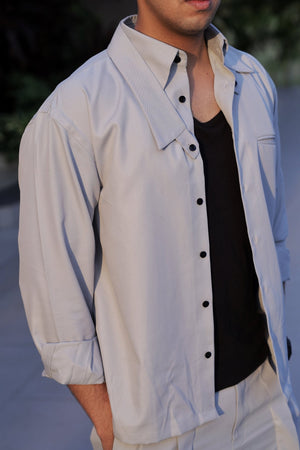 DETACH COLLAR SHIRT IN ASH BLUE - YB