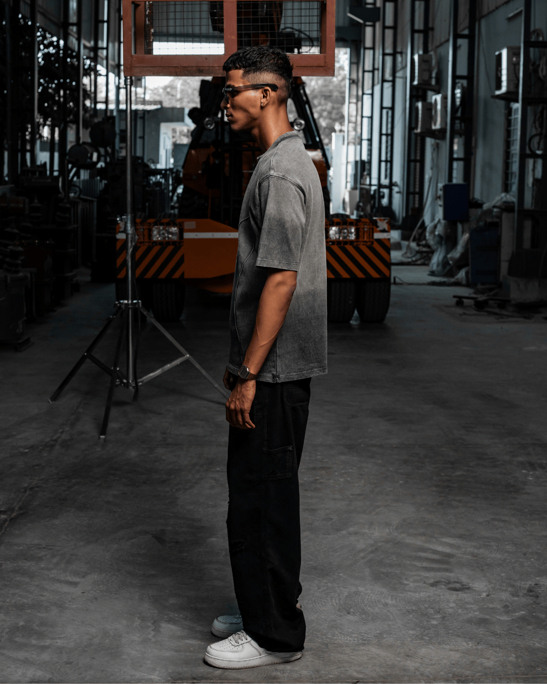 GREY THREADBARE TEE - SULLITT