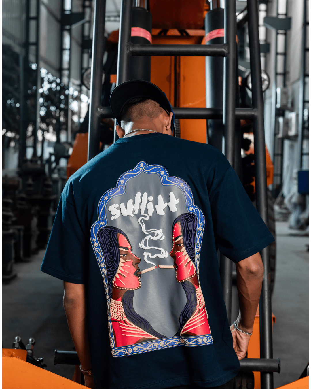 MIDNIGHT LADY SMOKE TEE - SULLITT