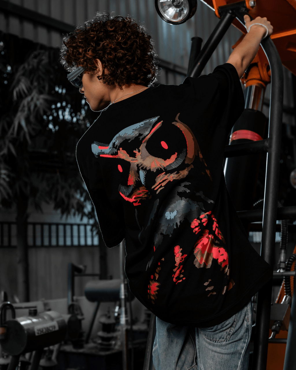 NIGHT WATCH TEE - SULLITT