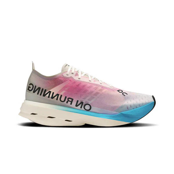 On Running Cloudboom Strike White Horizon