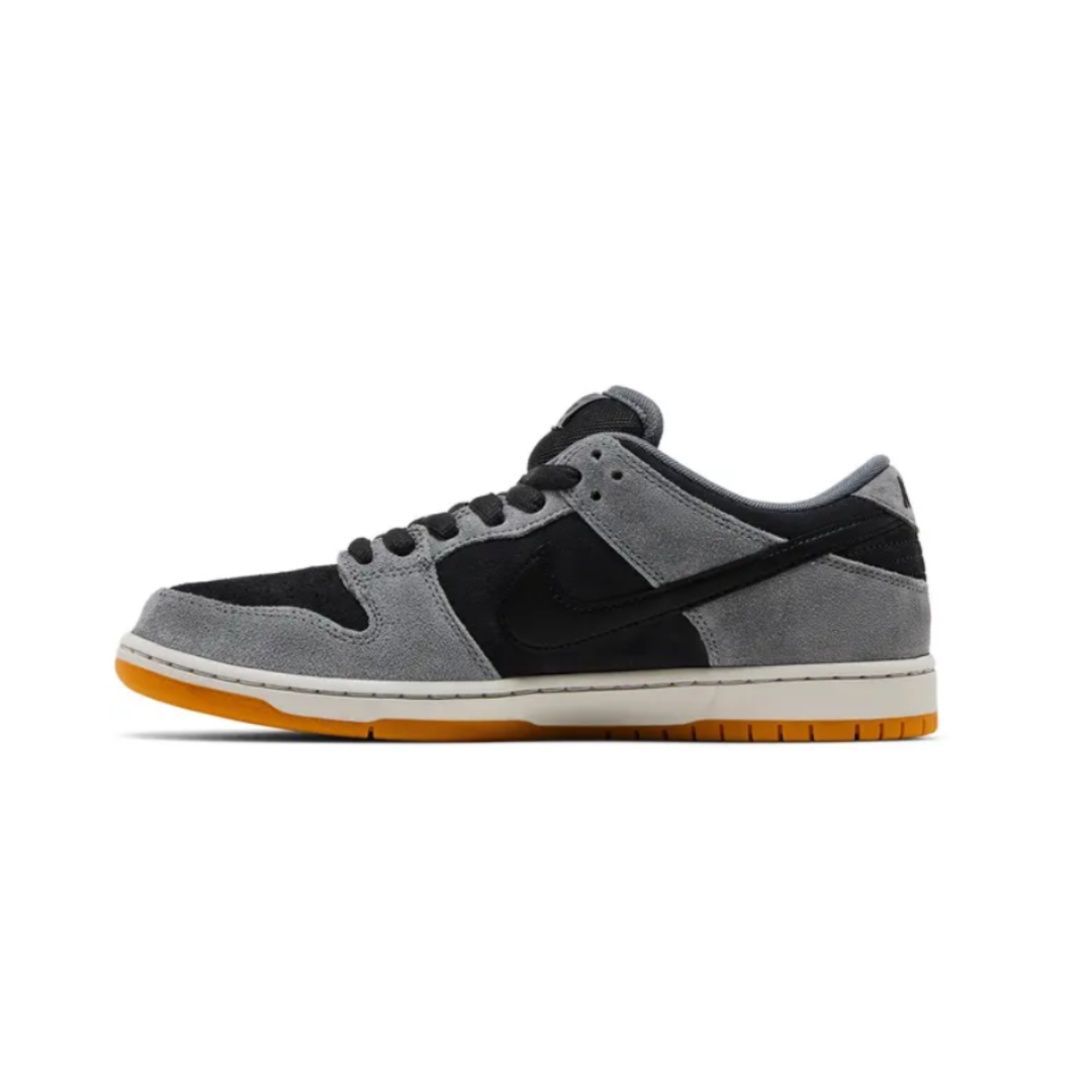 Nike SB Dunk Low 'Dark Smoke Grey'