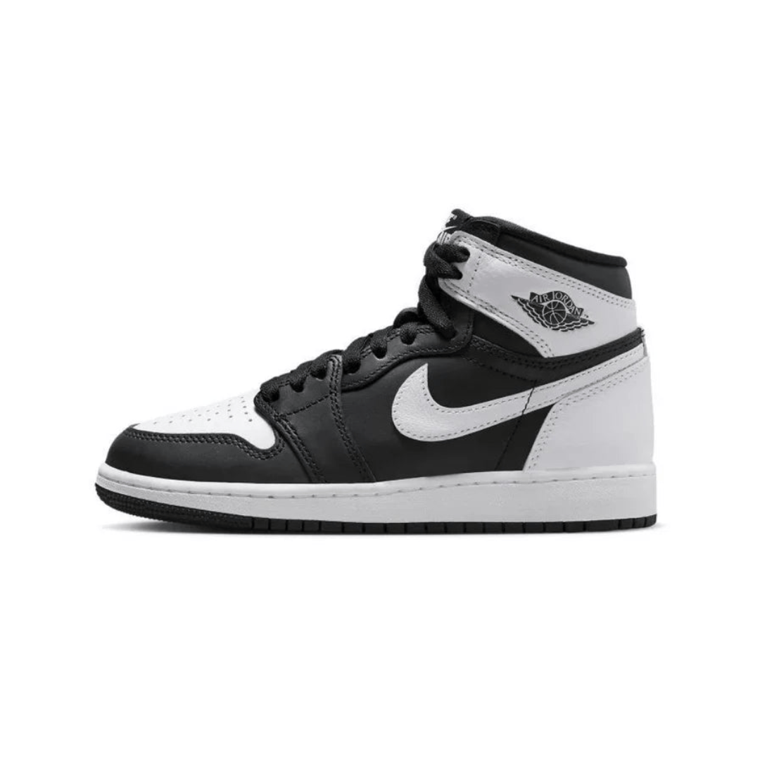 Air Jordan 1 Retro High OG Black and White