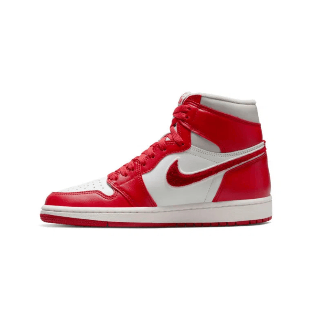 Air Jordan 1 Retro High OG Varsity Red  (W)
