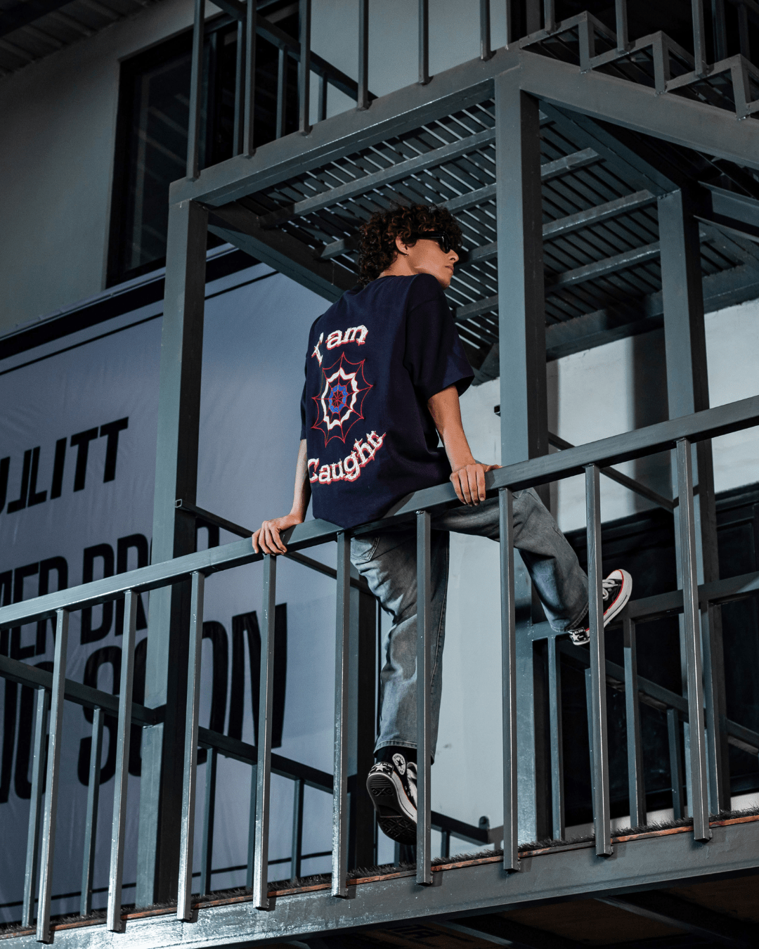 WEBBED UP NAVY BLUE TEE - SULLITT