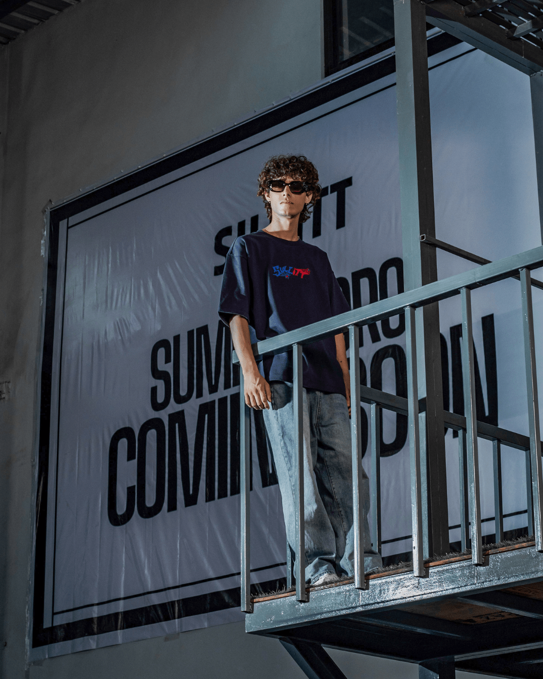 WEBBED UP NAVY BLUE TEE - SULLITT