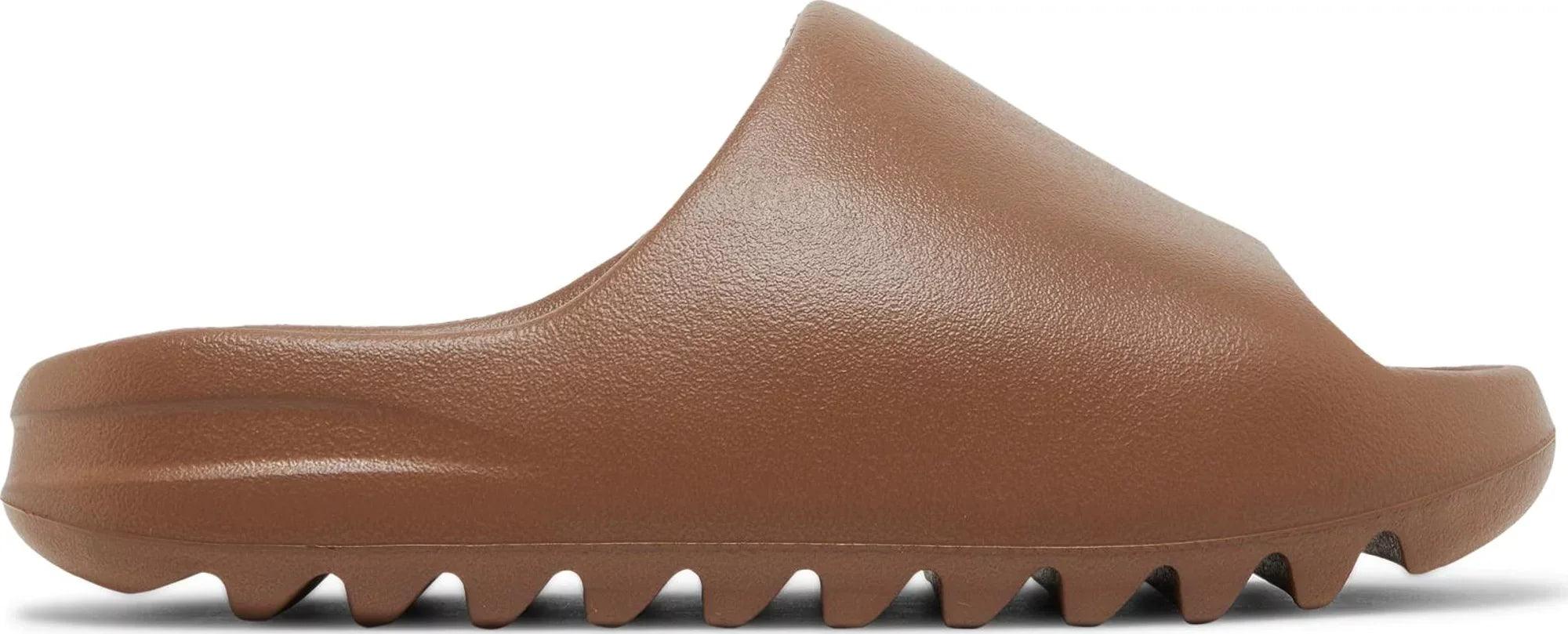 Yeezy Slides "Flax" - Dawntown